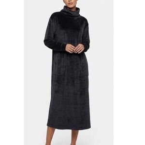 Softies NWT Feather Velour Funnel Neck Lounge Dress‎ Black Size Large